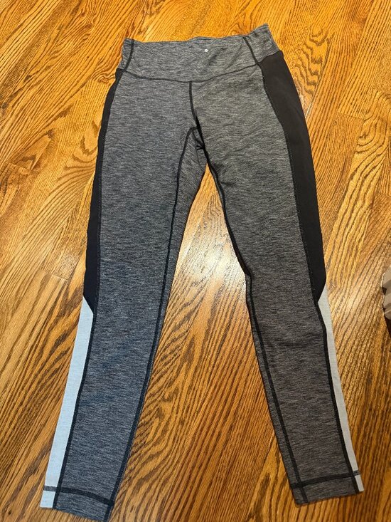 Athleta Pants - Athleta Gray Colorblock Leggings Size Medium Athletic Workout Yoga Pants
